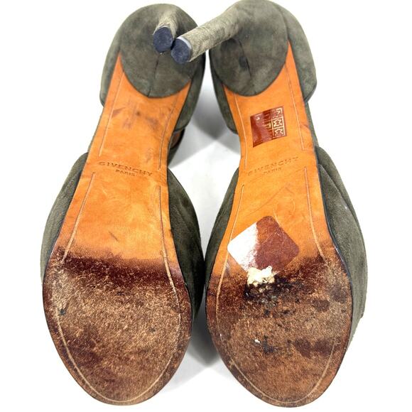 Givenchy Olive Green Shark Lock Suede Platform Heels - Picture 5 of 6